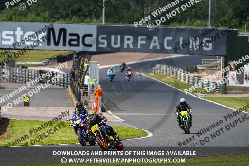enduro digital images;event digital images;eventdigitalimages;mallory park;mallory park photographs;mallory park trackday;mallory park trackday photographs;no limits trackdays;peter wileman photography;racing digital images;trackday digital images;trackday photos